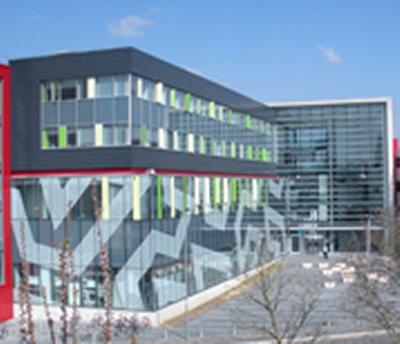 Intelligent building wins top architecture award.