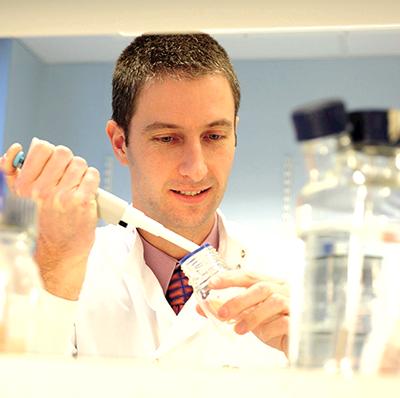 Dr Stuart Clarke