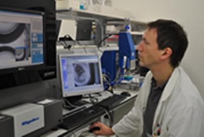 Dr Ivo Tews at Rigaku Imager for Crystallisation Plates