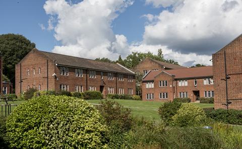 Glen Eyre Halls