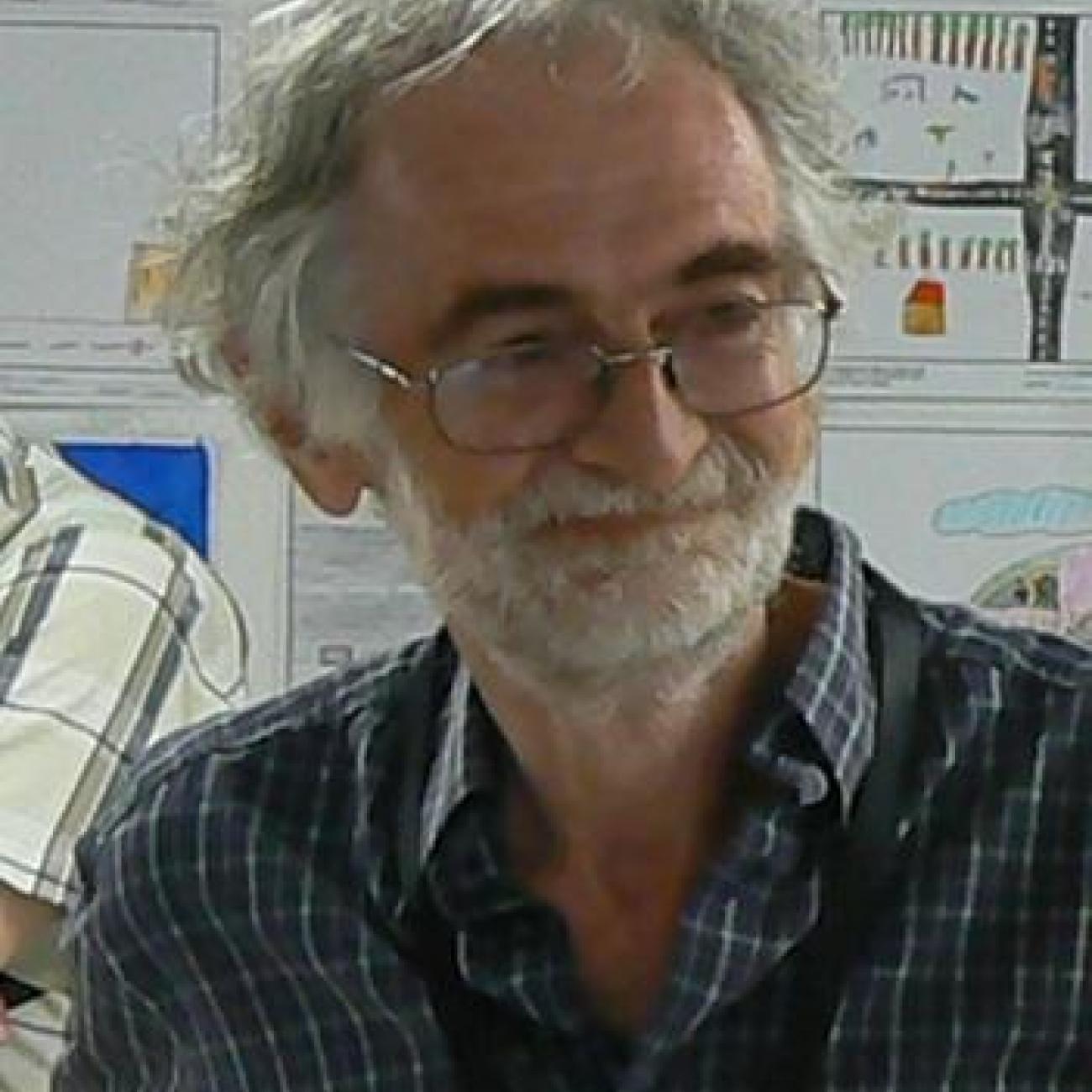Emeritus Professor Gareth Jones