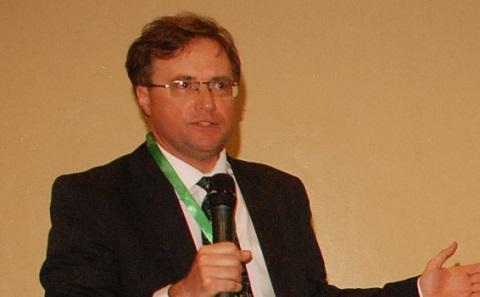 Prof Tim Leighton