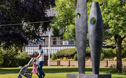 Barbara Hepworth Sculpture