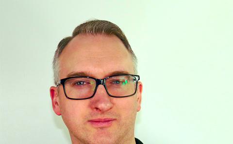 Kevin Field headshot