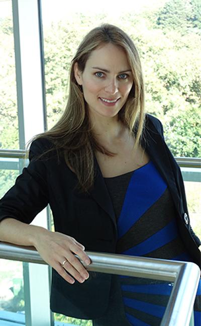 Thea Kouraki