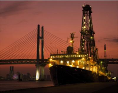 Joides Resolution at portcall in Yokohama (Credit: John Beck, IODP/TAMU)