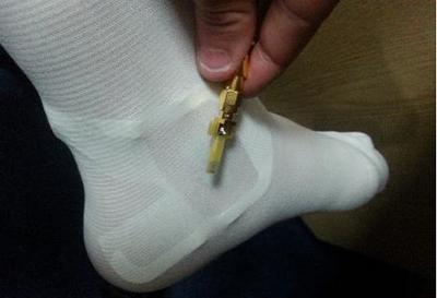 The current reader system consists of a single simple antenna 