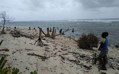 Shoreline erosion on Fanalei Island