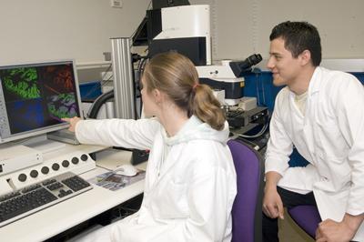 PhD students Helen Watson and Enrico Freschet