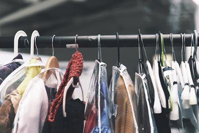 Railing of clothing