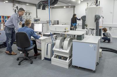 Interdisciplinary Centre for NMR