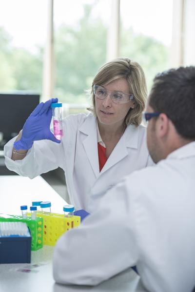 Dr Hannah Siddle
