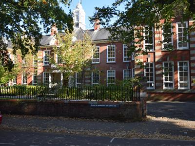 Avenue Campus
