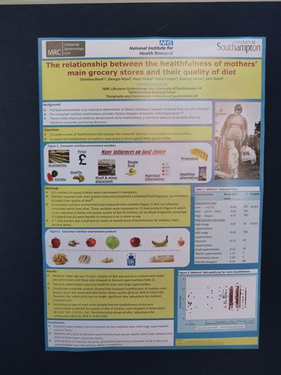 The PopFest Wine Reception and Poster Session was a huge success and poster prizes were judged and awarded by Professor Peter Smith (Director, Southampton Social Statistics Research Institute). 