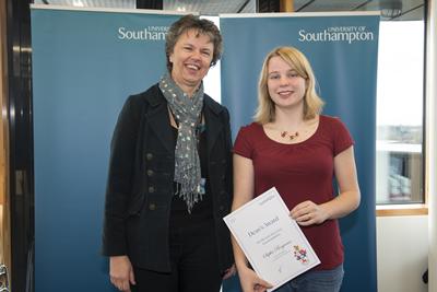 Dr Sophie Benjamin