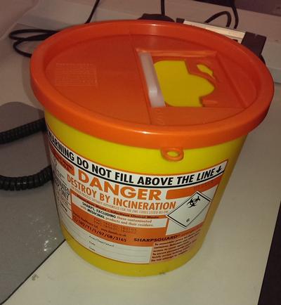 Sharps bin