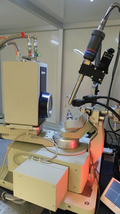 Rigaku FR-E+ Ultra High Flux Diffractometer 