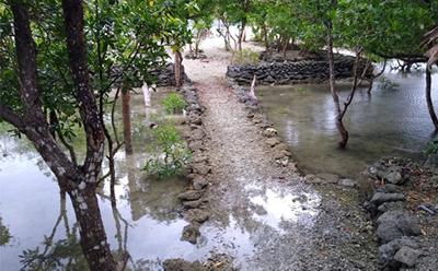 Flooding at Fanalei Island during high tide