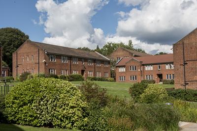 Glen Eyre Halls