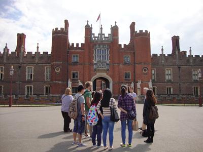 hampton-court