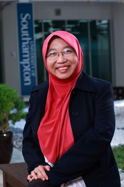 Dr Suhaila Mohd Sanip