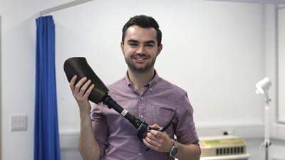 Dr Joshua Steer