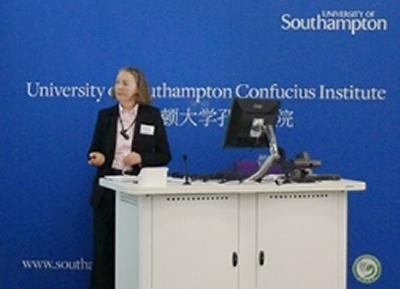 Professor Joanne Roberts 