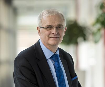 Sir Christopher Snowden