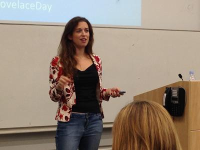 Dr Emily Grossman 