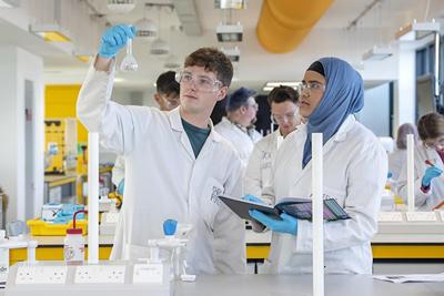Students in a lab working