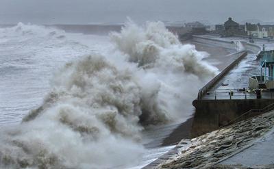 Waves batter Chesil Beach