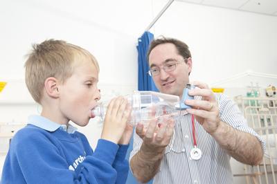 Asthmatics less able to fight off f