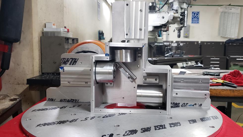 Manufacturing of the optomechanical system.