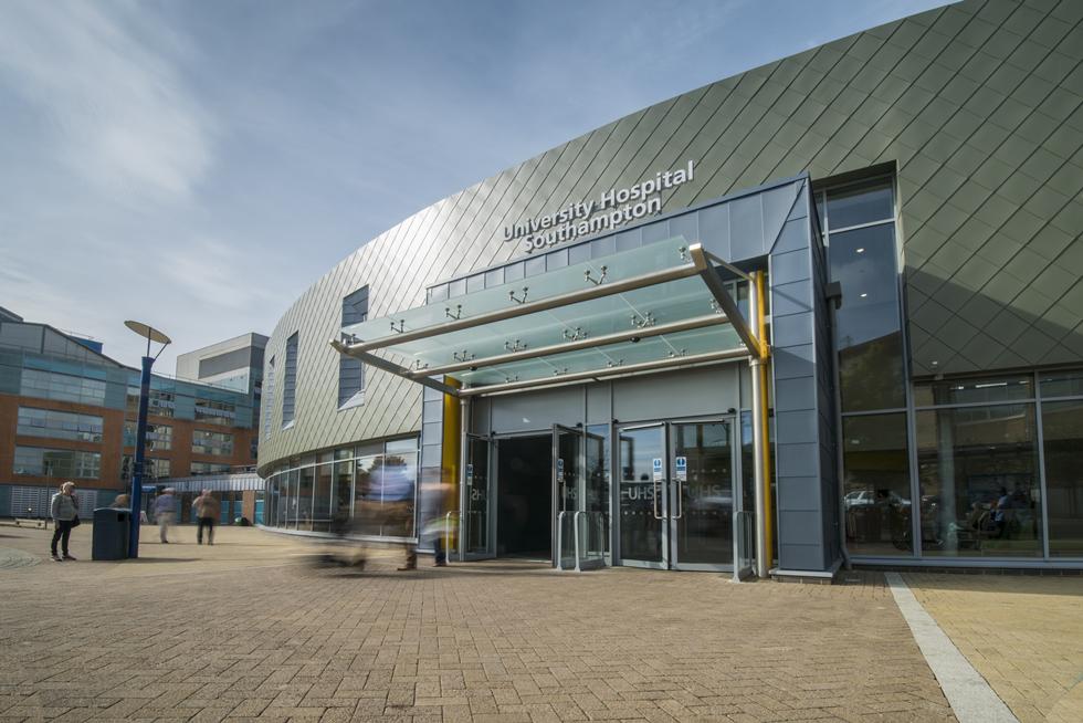 Southampton General Hospital front entrance