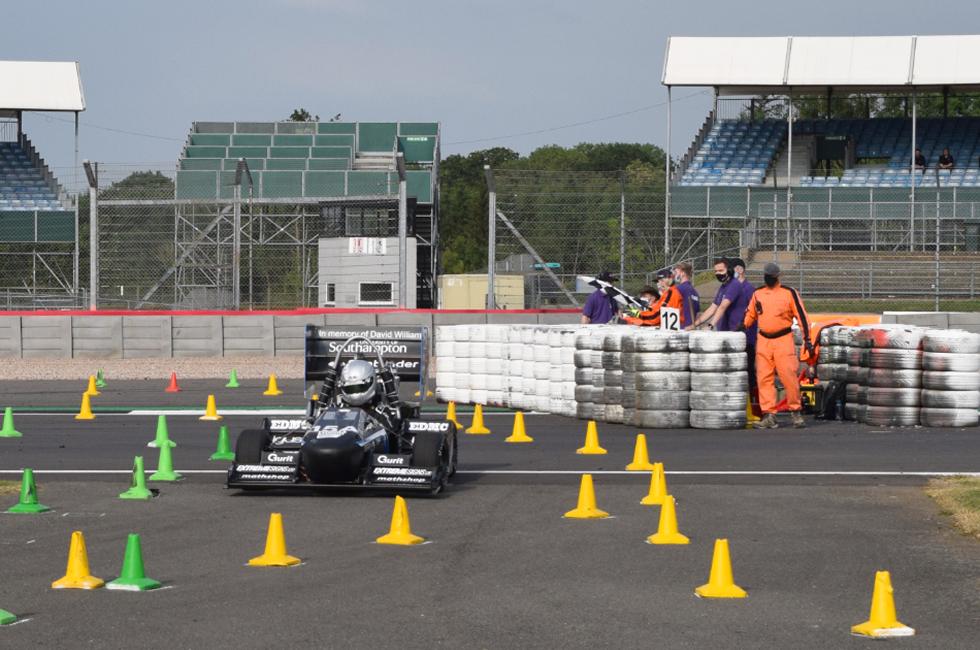 Stag 6B competing at Silverstone
