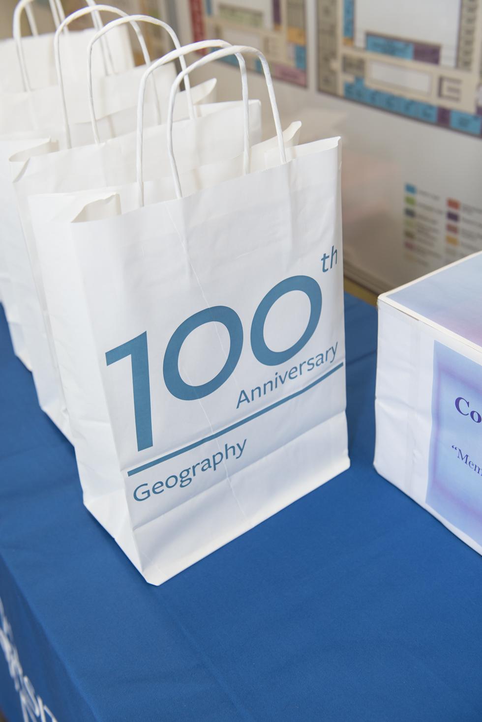 Giveaway bags 