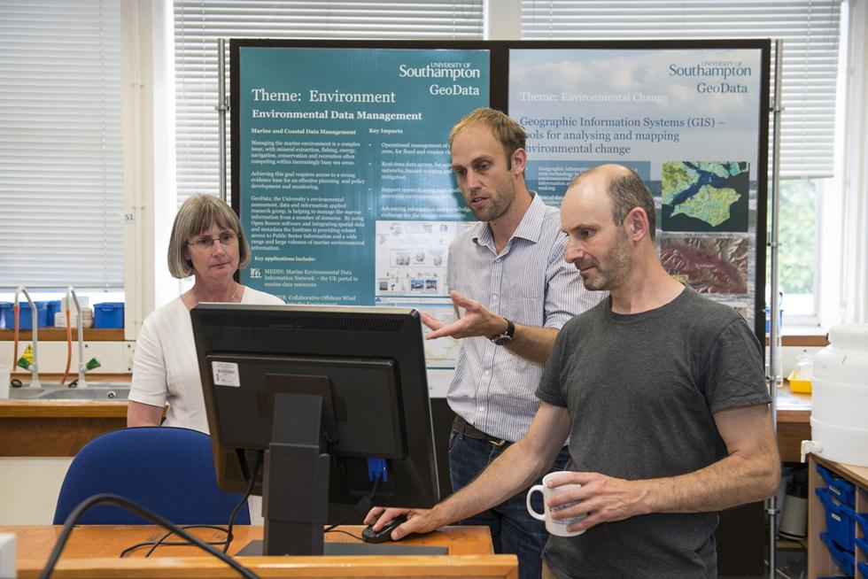 Lab demonstration of GeoData research with Jason Sadler