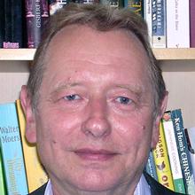 Thumbnail photo of Professor Jürgen Enders