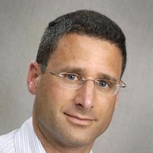 Thumbnail photo of Professor Saul Faust
