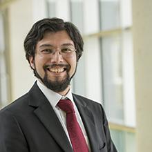 Thumbnail photo of Dr Cristián Bravo