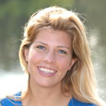 Thumbnail photo of Dr R Helen Farr