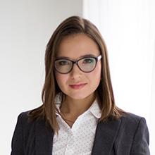 Thumbnail photo of Dr Larisa Yarovaya