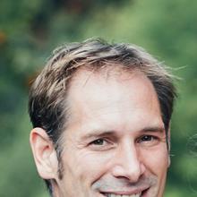 Thumbnail photo of Dr William J Tapper