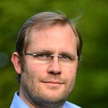 Thumbnail photo of Dr Roeland de Kat