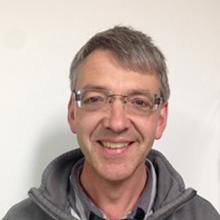 Thumbnail photo of Dr Richard Pearce