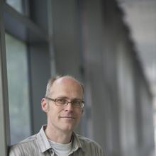 Thumbnail photo of Professor Nils Andersson