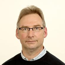 Thumbnail photo of Professor Justin Dix