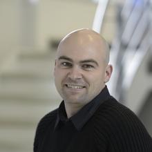 Thumbnail photo of Dr Jonathan Kitchen