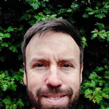 Thumbnail photo of Dr Julian Whitewright