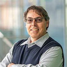 Thumbnail photo of Professor Andrew Serdy